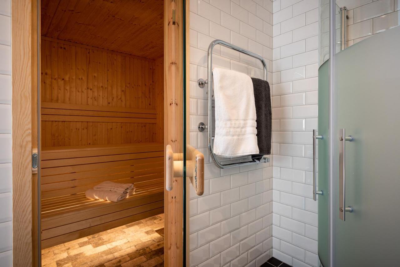 Fregatten Bed & Breakfast คาร์ลส์ครูนา ภายนอก รูปภาพ